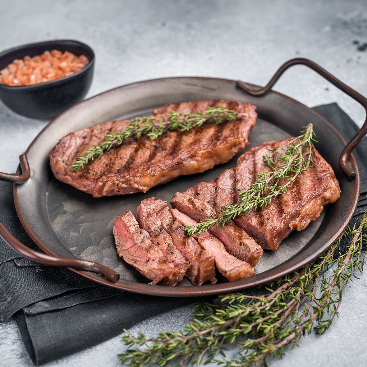 Dry Aged Flat Iron Steak aus Nordirland, 2 Stück vakuumiert 3