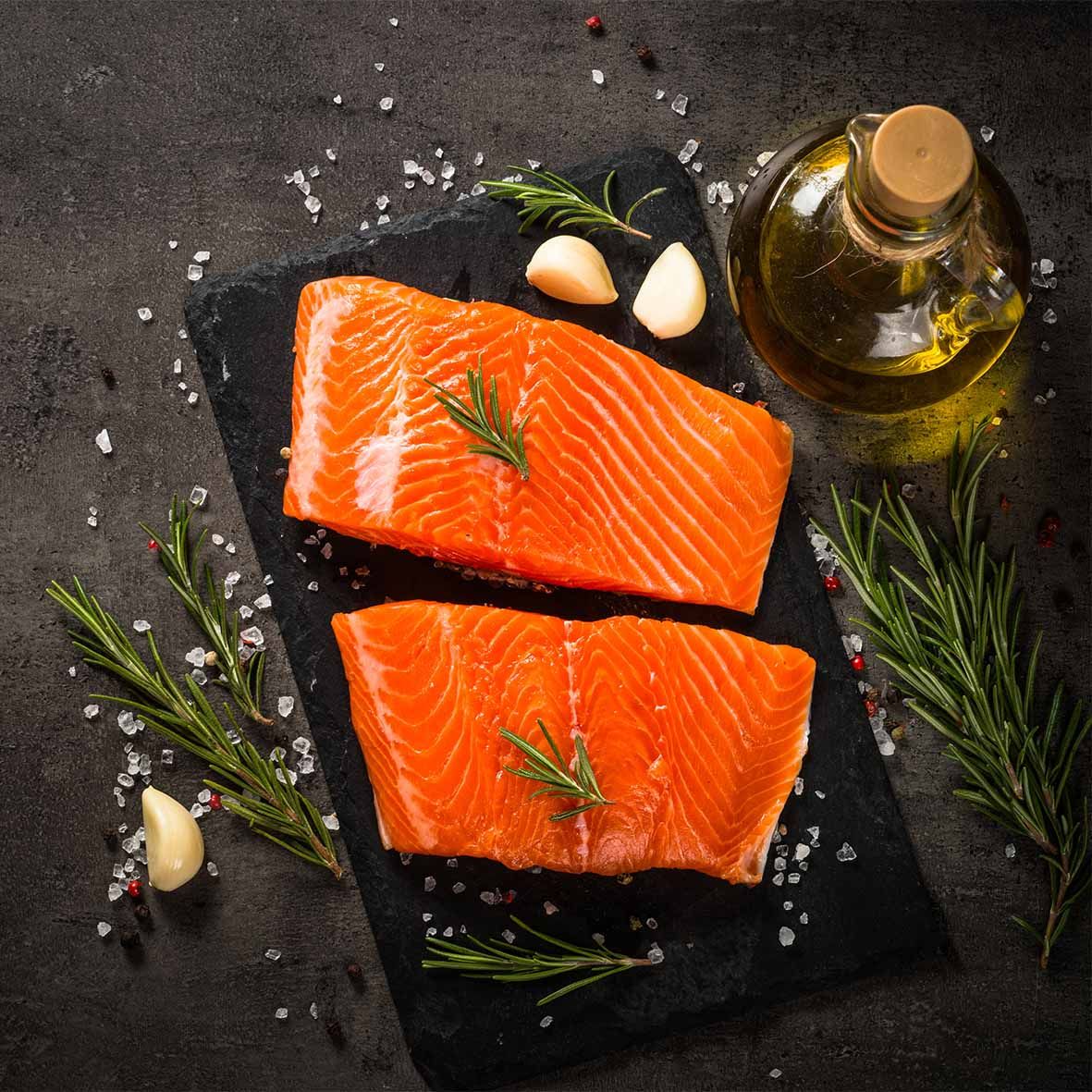 Lachsfilet in Öl – küchengerecht geschnitten, roh & ohne Haut (2 x 180g)