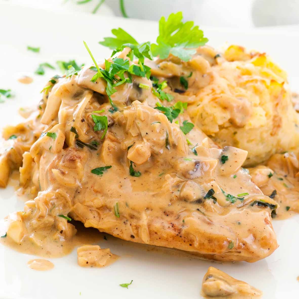 Hähnchenbrust in cremiger Pilz-Kräuterrahmsauce (2 x 250g)