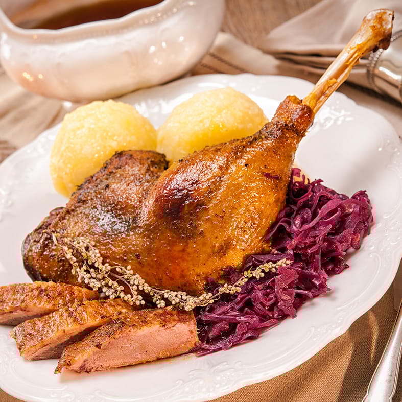 Gänsekeule natur, mit Haut, mit Knochen – Hafermast, HKL A (900 g)   3