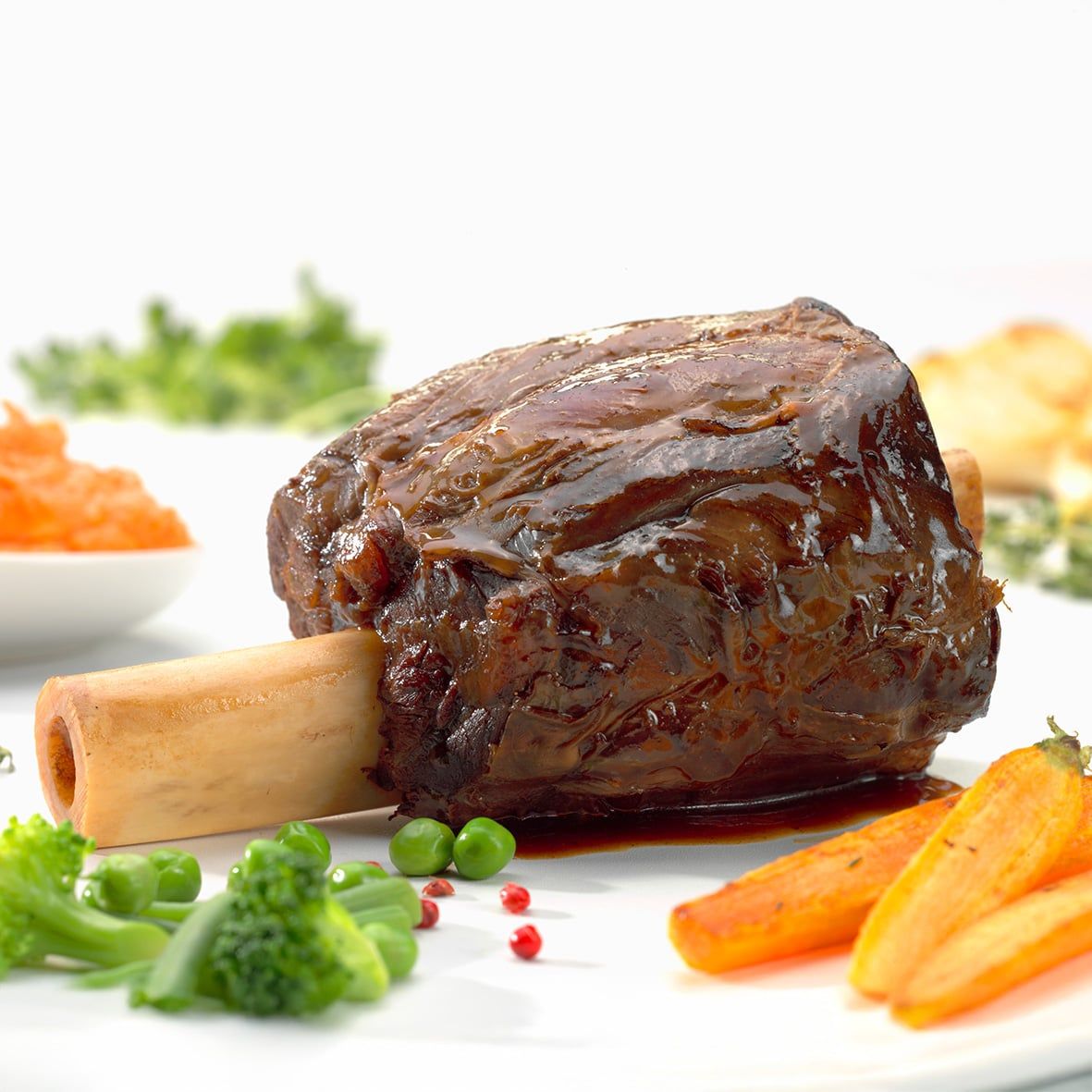 Sous Vide Hirschhaxe in Brombeersauce – Wildgenuss der Extraklasse