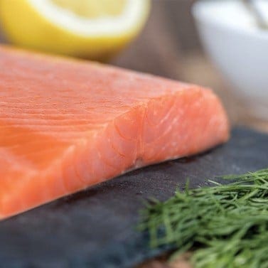 Lachs| Premium Räucherlachs | ungeschnitten, 700 - 1100 g