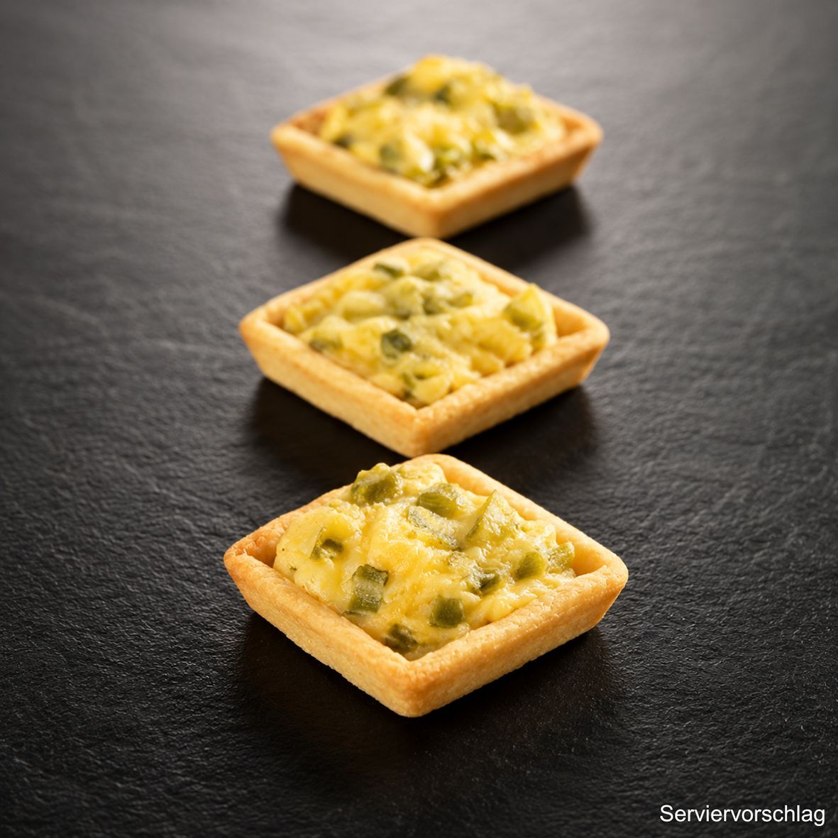 Petit Quiche mit Spargel und Frischkäse, tiefgefroren, 6 x 25 g 2