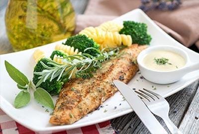 Zanderfilet mit Meerettichsauce RezeRezeptidee-Zanderfilet-mit-Meerettichsauce-blogptidee-Zanderfilet-mit-Meerettichsauce-blog