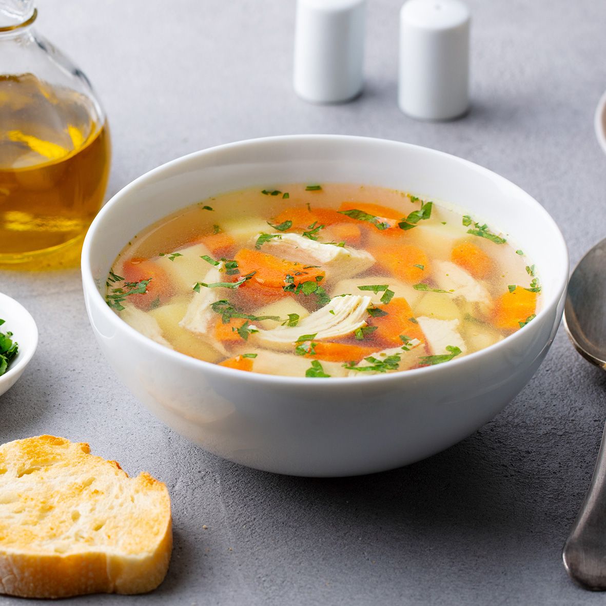 Hühnerbouillon – Feine Hühnersuppe mit Fleisch- und Gemüseeinlage (2 x 200g) 2